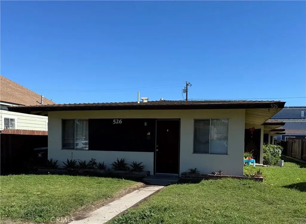 526 S Thornburg, Santa Maria