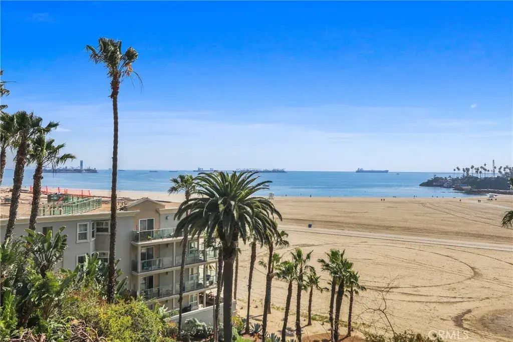 850 E Ocean Boulevard 302, Long Beach