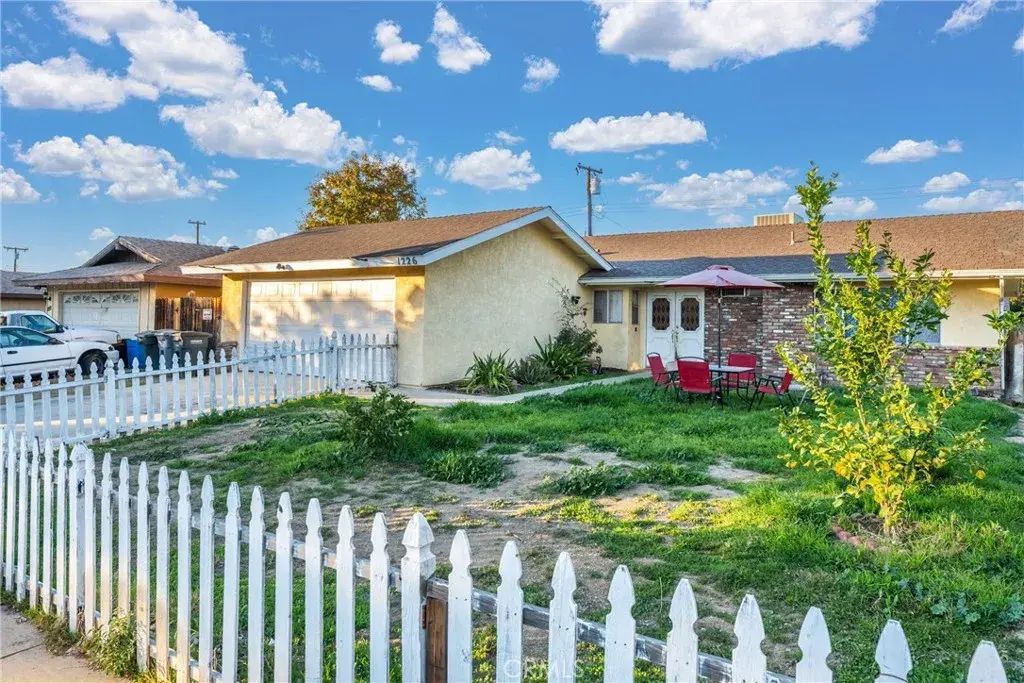 1226 Lucerne, Hemet