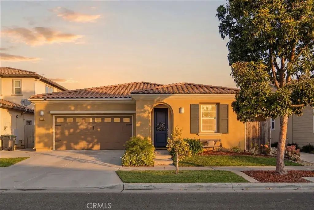 815 W Elaine, Santa Maria