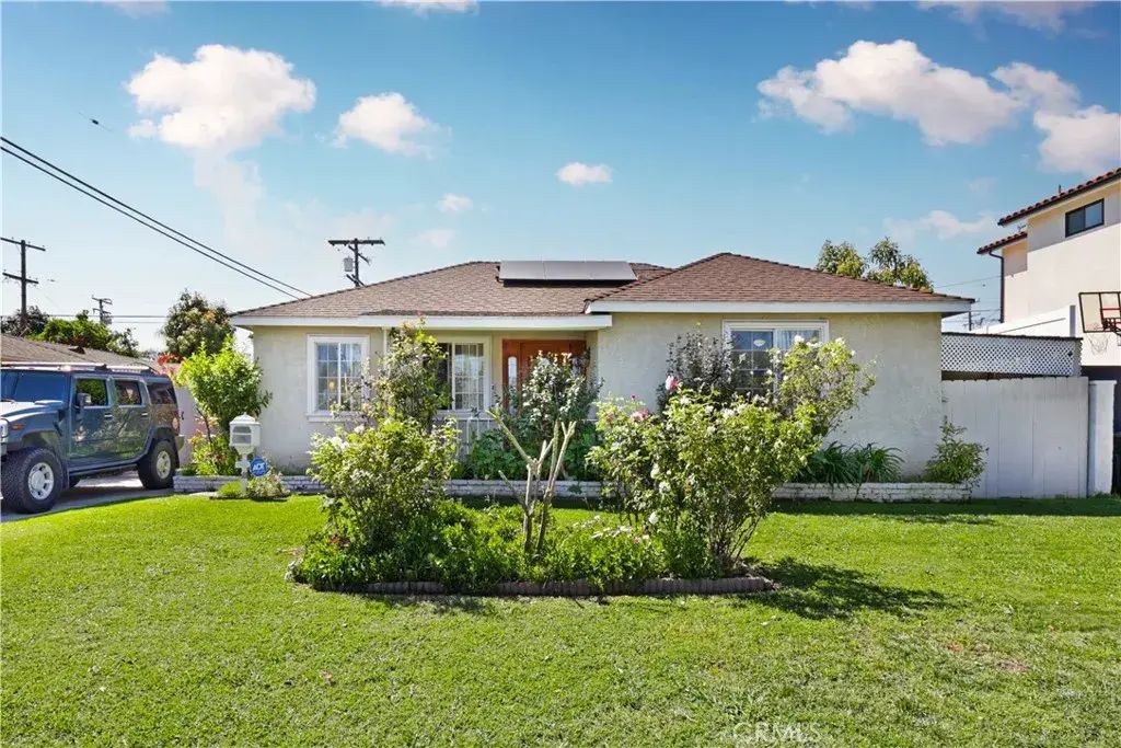 8444 Albia, Downey