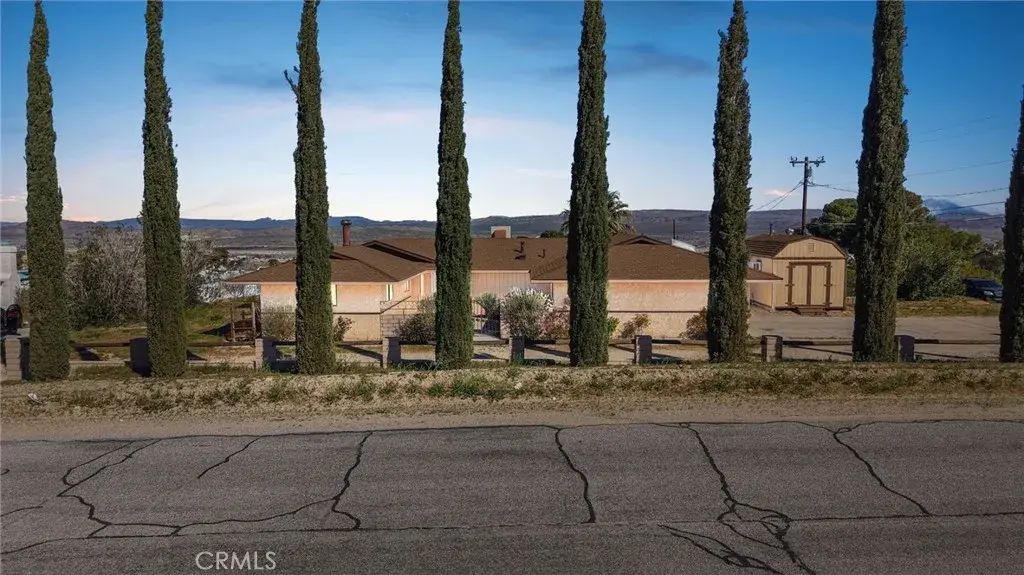 33938 M Street, Barstow