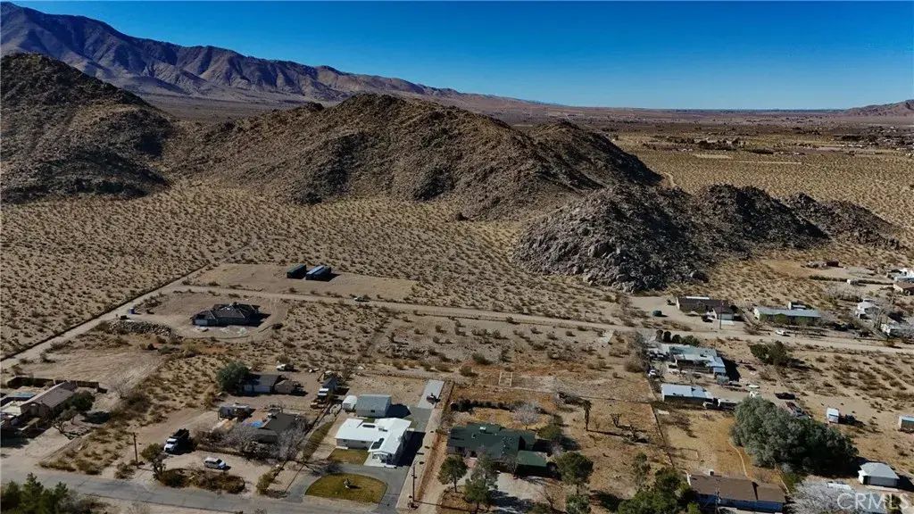 728 Red Butte, Lucerne Valley
