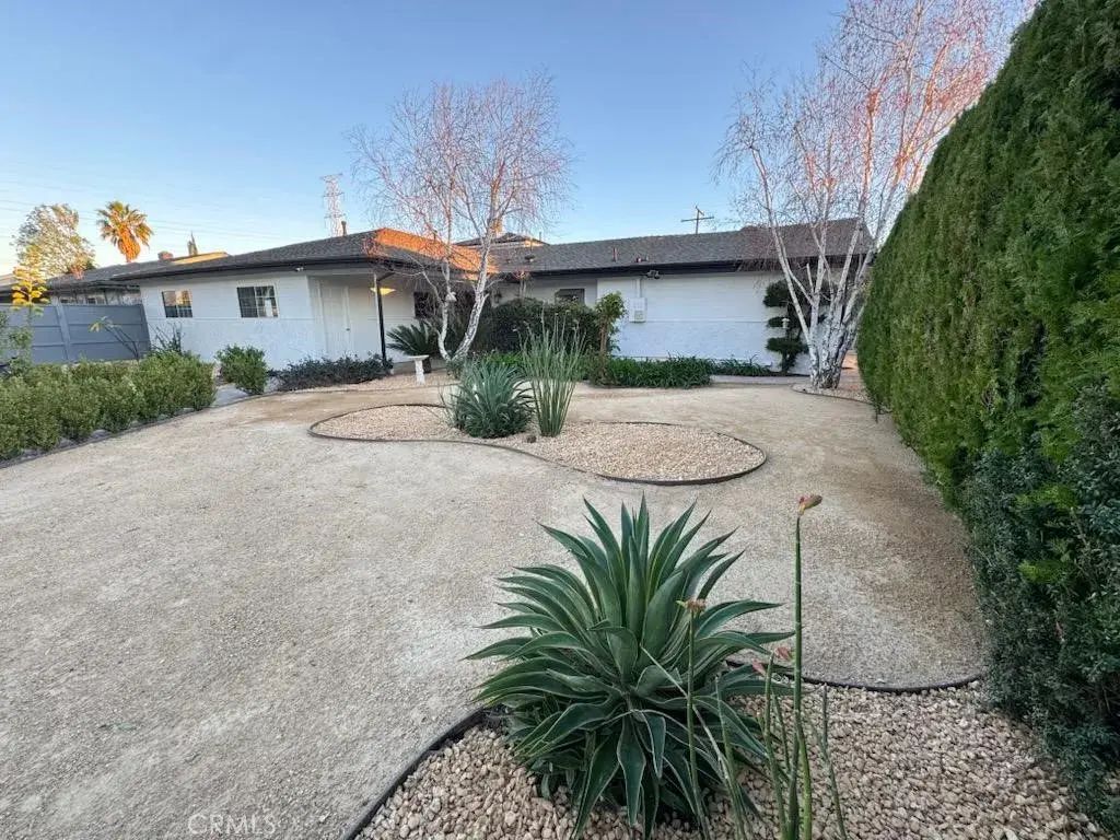 18224 Chatsworth, Porter Ranch
