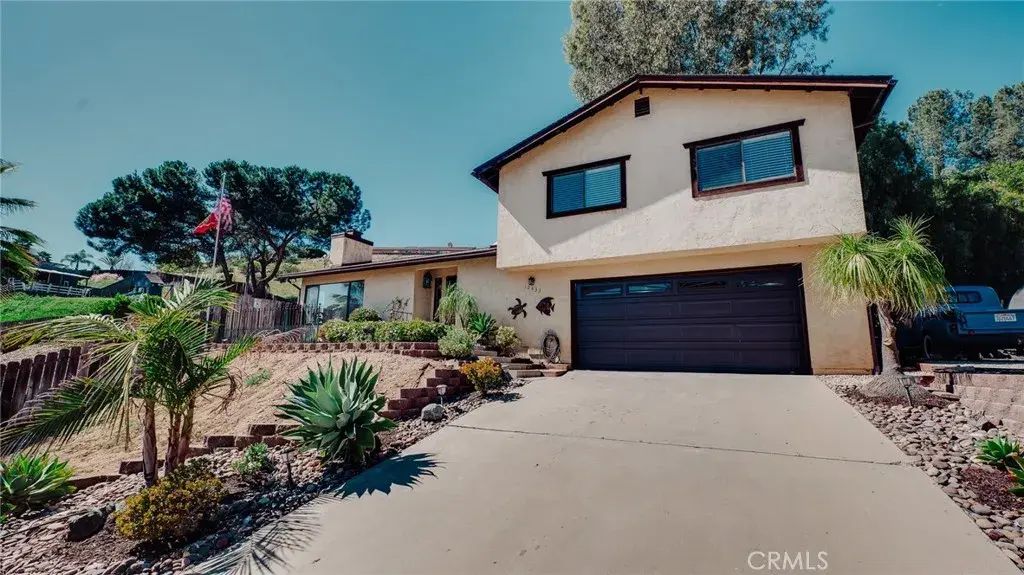 12433 Gay Rio Dr, Lakeside