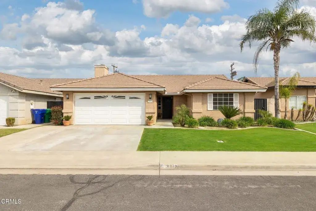 3212 Chuckwagon Street, Bakersfield
