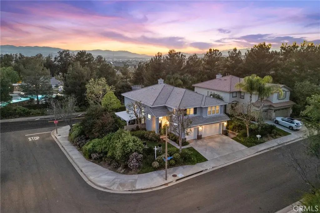 27605 Harwick, Valencia