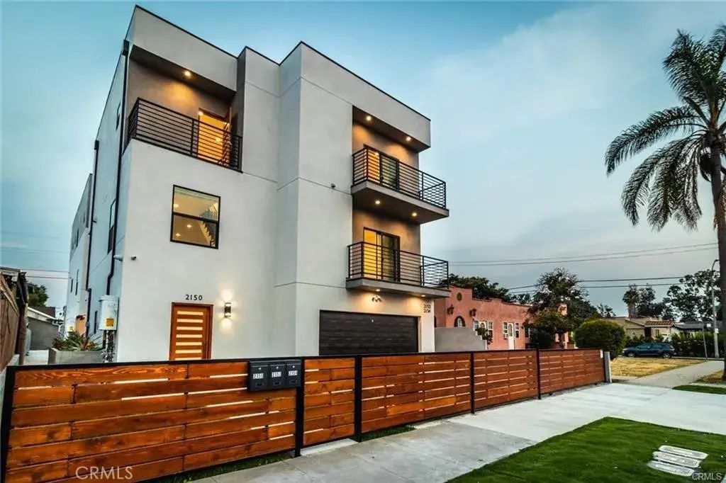 2152 S West View, Los Angeles