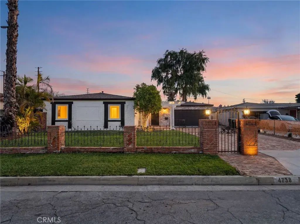 4738 N Midsite, Covina