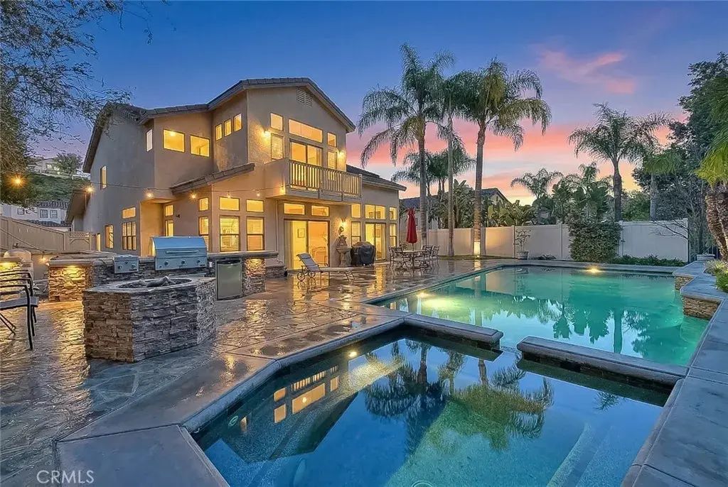 2750 Hidden Hills, Corona