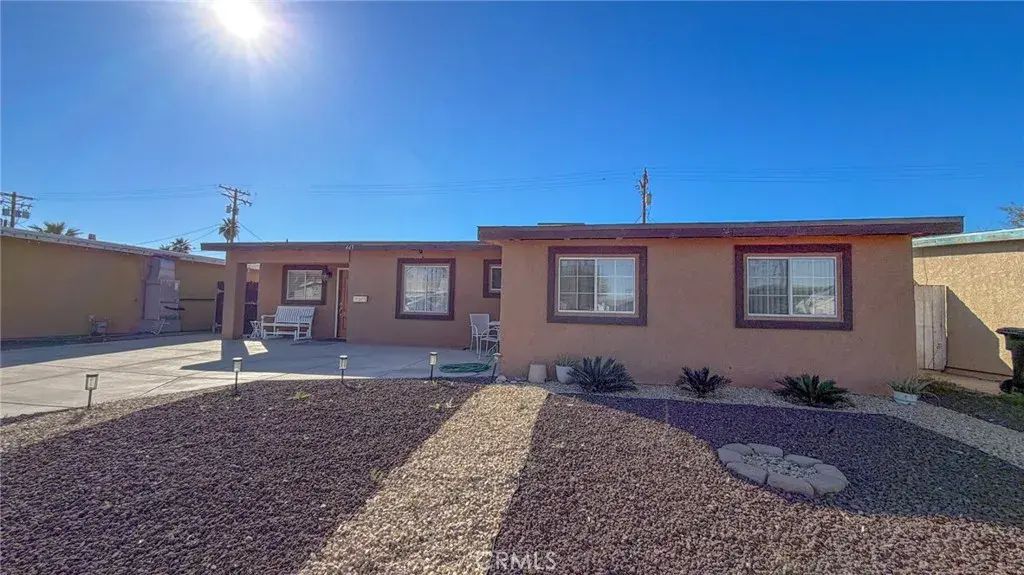 465 Driftwood Drive, El Centro
