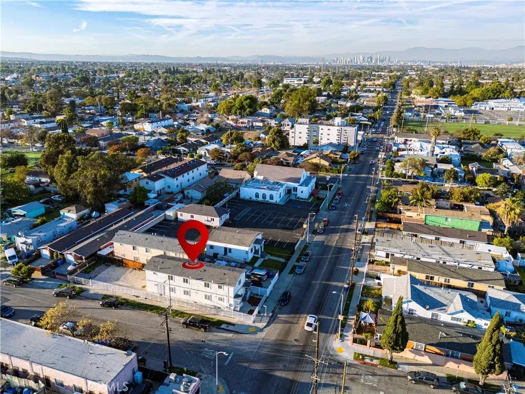 10929 Compton Avenue, Los Angeles