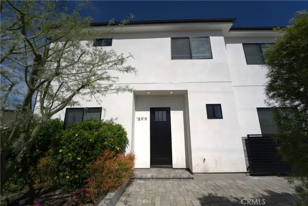 18919 Gault Street, Reseda