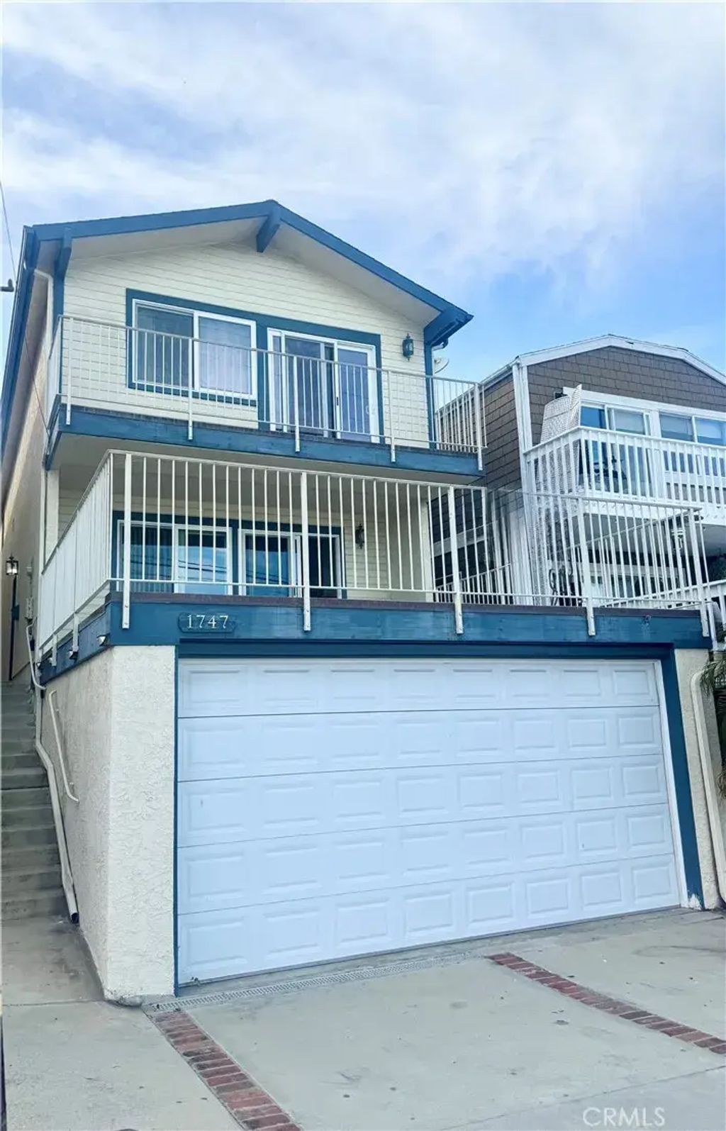 1747 Wollacott, Redondo Beach