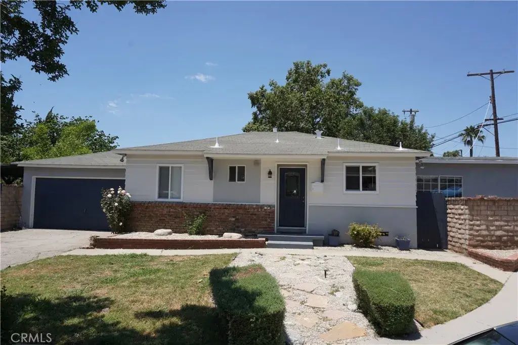 7633 Enfield Avenue, Reseda