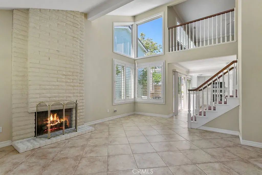 3712 S Sea Breeze, Santa Ana