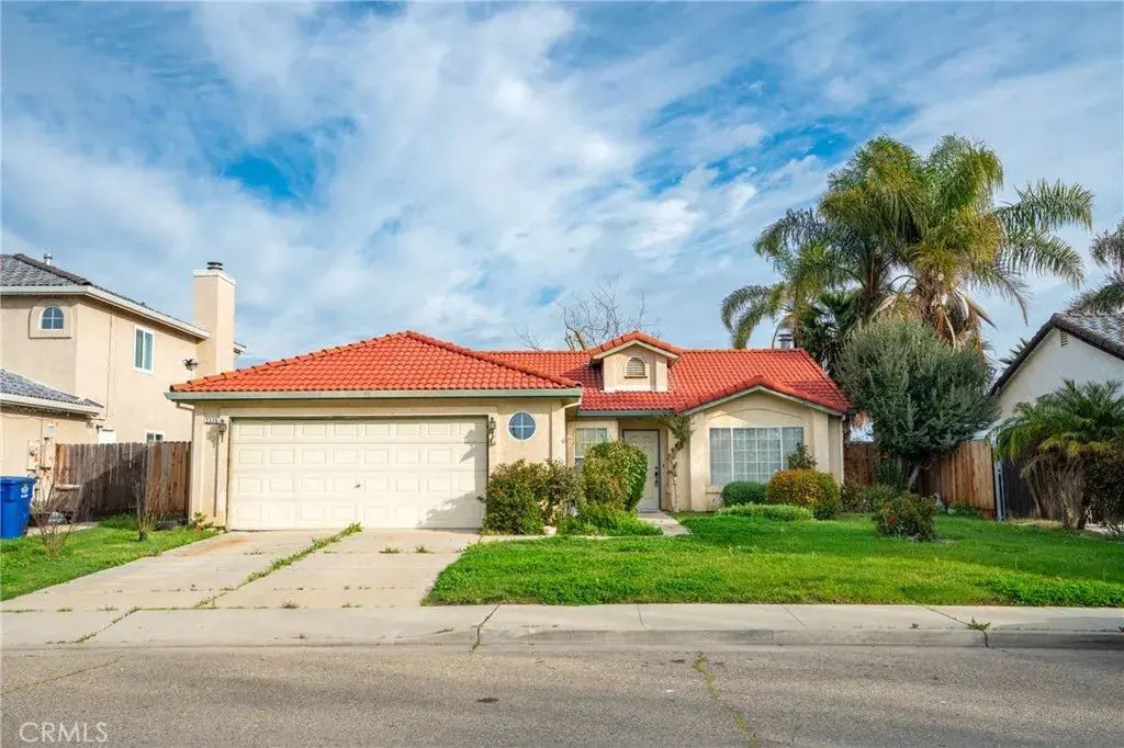 2326 Santos Street, Dos Palos