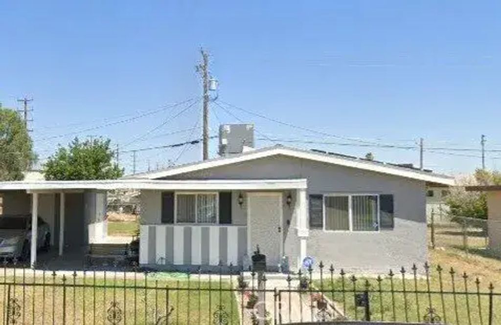 310 S 1st, Blythe