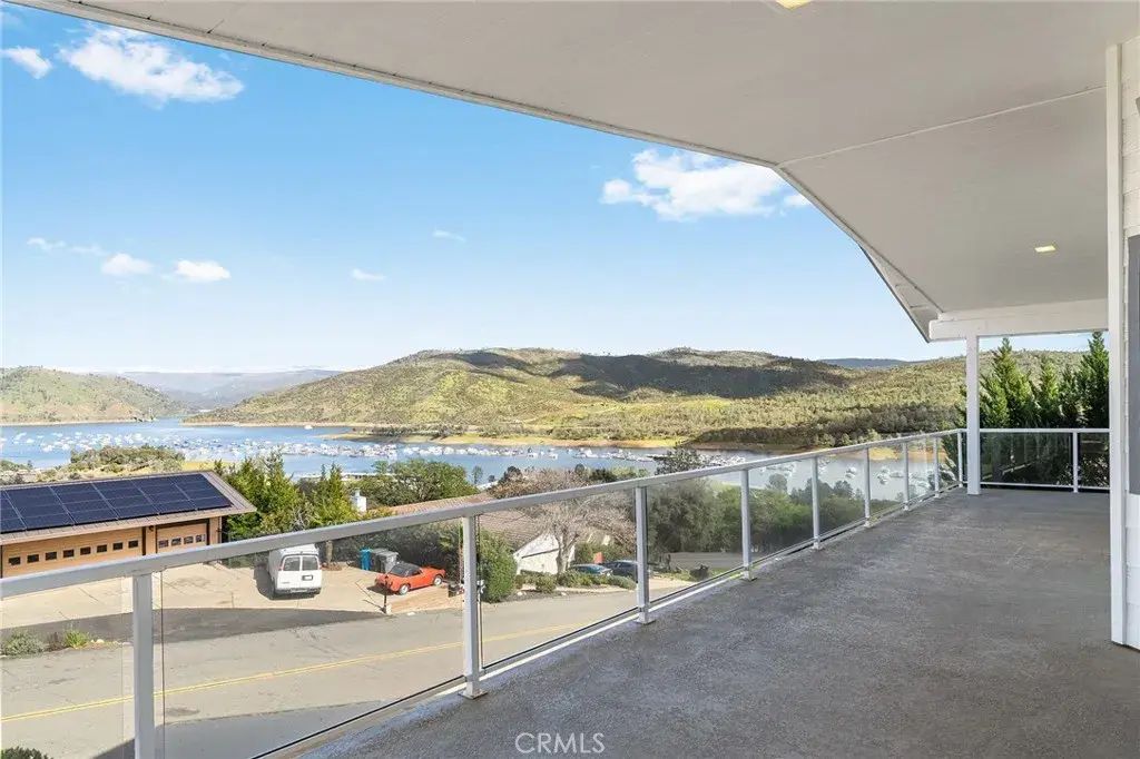 5370 Royal Oaks Drive, Oroville