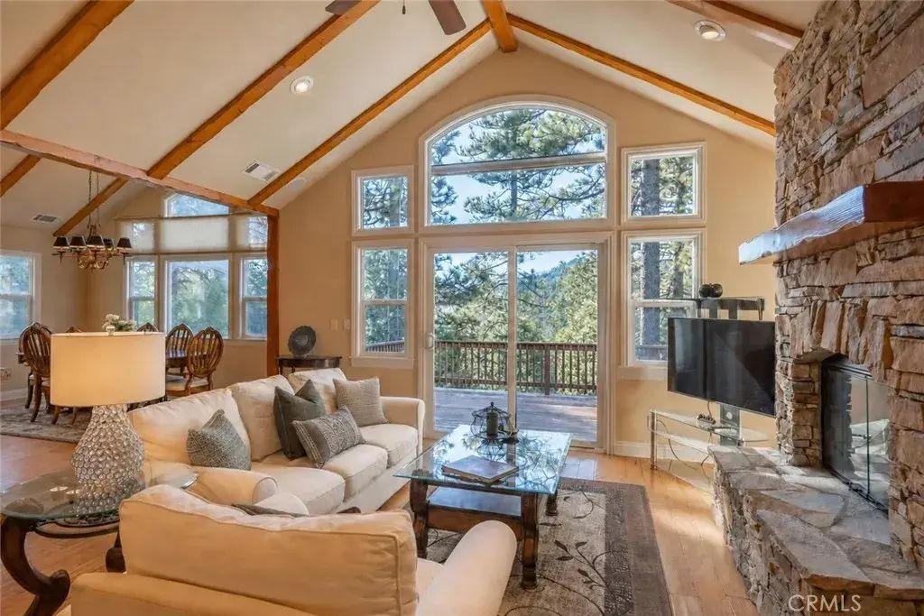 173 Grizzly Road, Lake Arrowhead