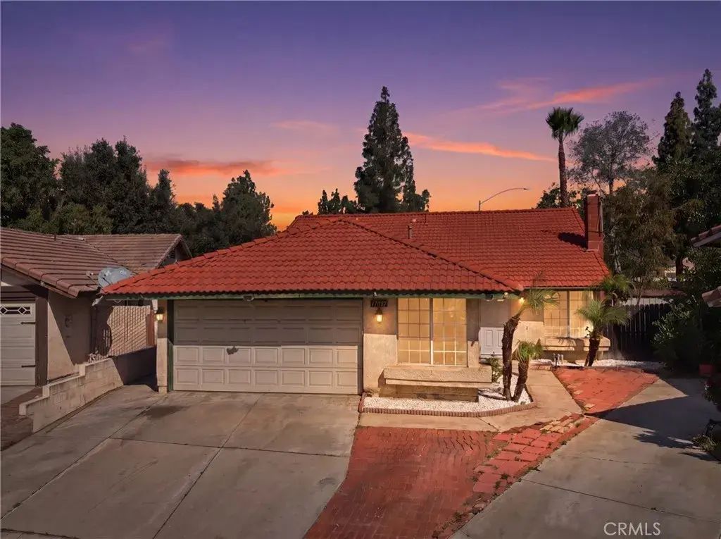 14352 Hillcrest, Fontana