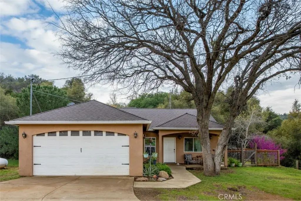 39313 Squaw Valley, Squaw Valley