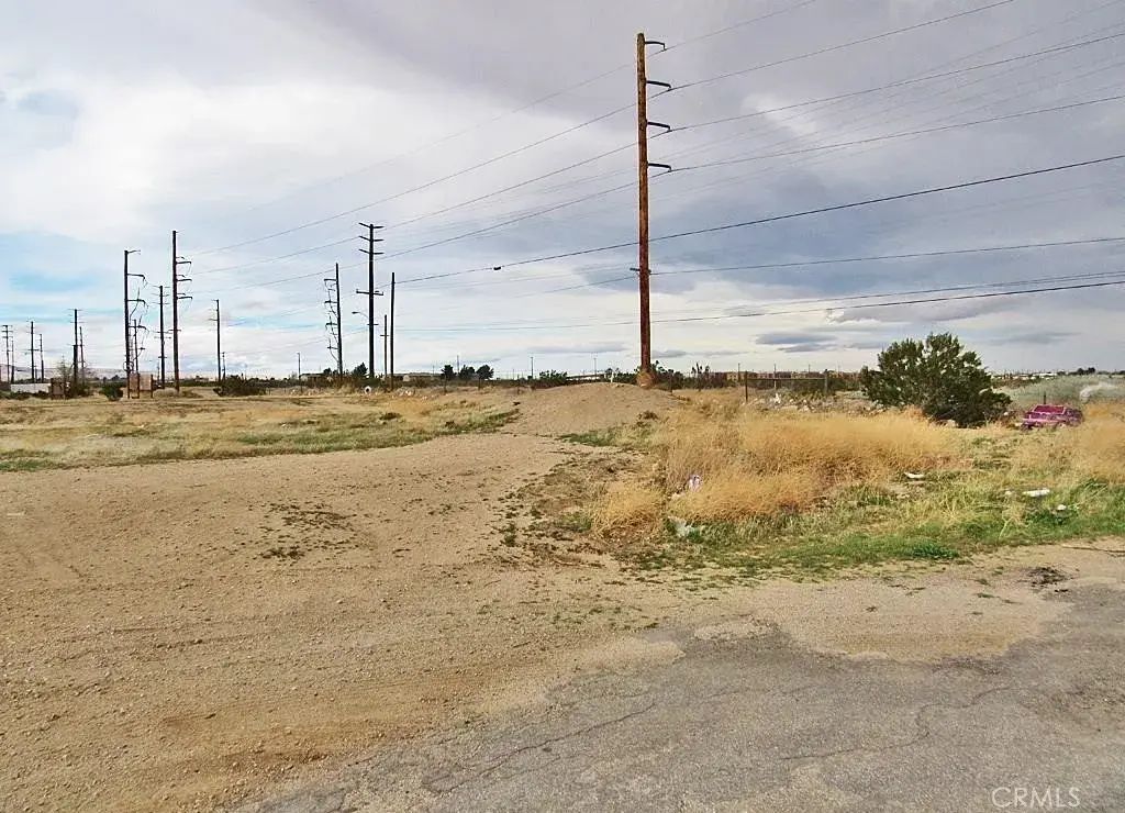 427-172-08-00-9 Milton, Mojave