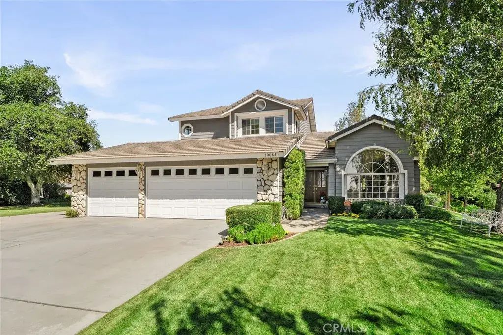 10684 Lakeview Road, Yucaipa