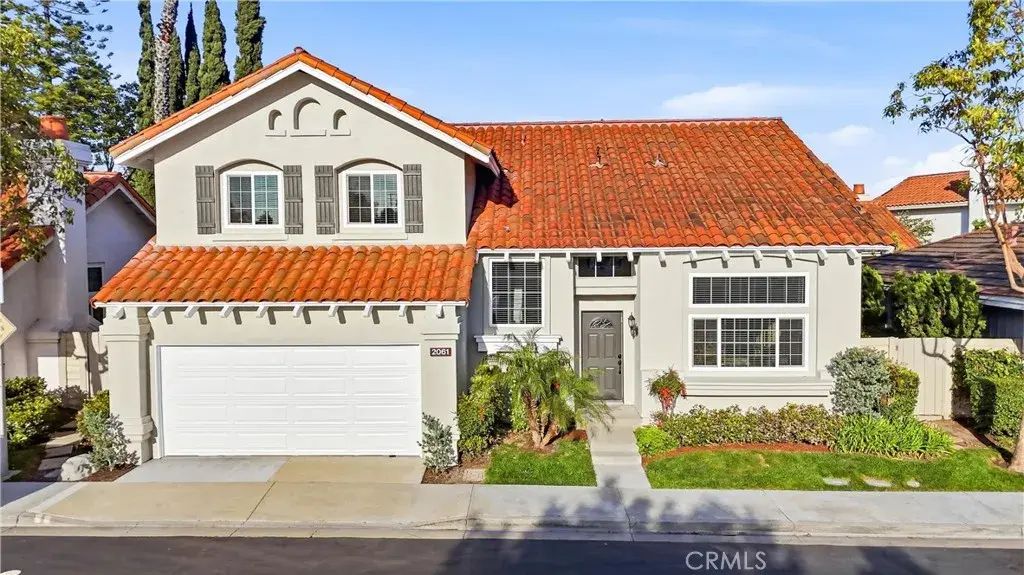 2061 Pueblo, Tustin
