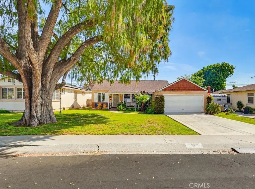 8436 Ramsgate, Los Angeles
