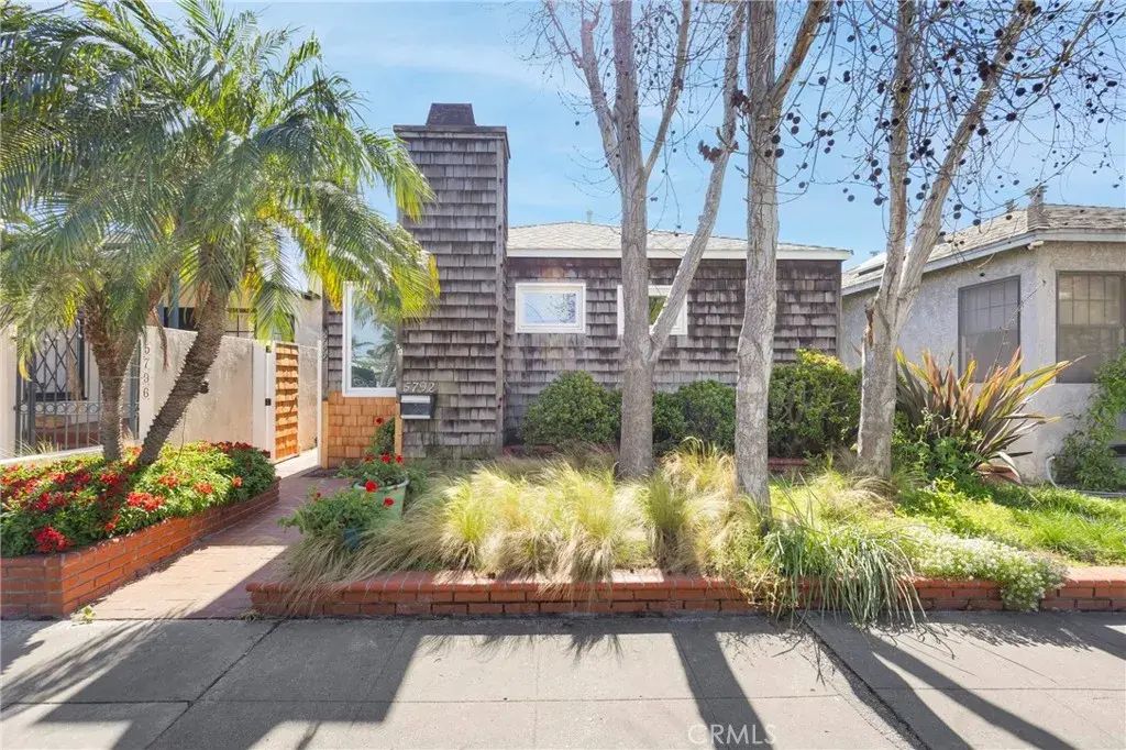5792 Campo Walk, Long Beach