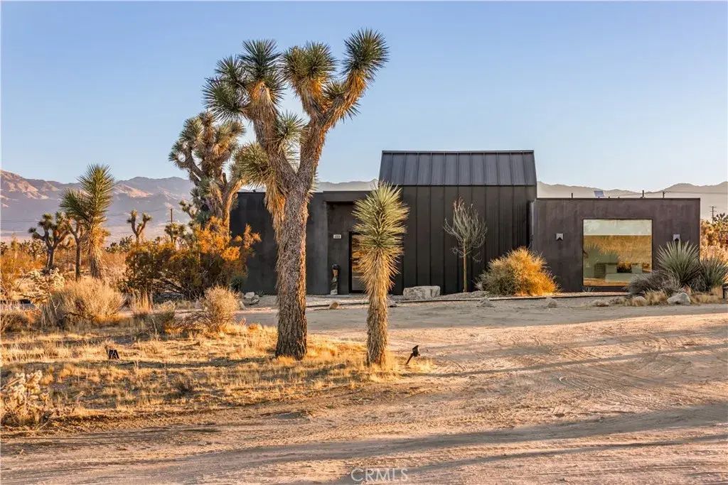 59068 Buena Vista, Yucca Valley