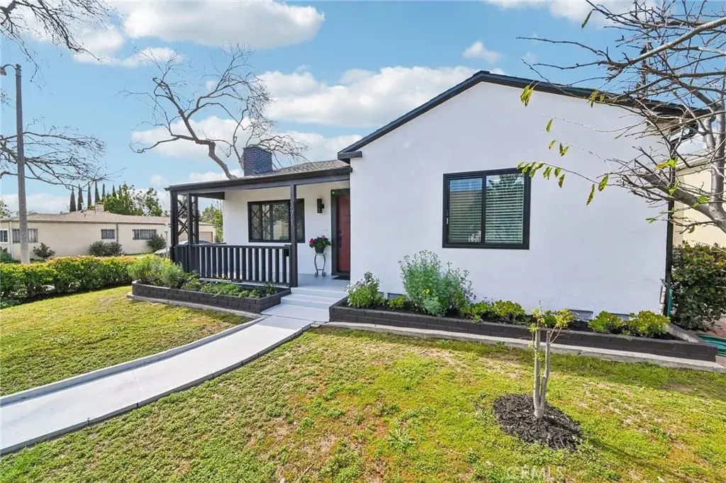 371 Sierra Madre Villa, Pasadena