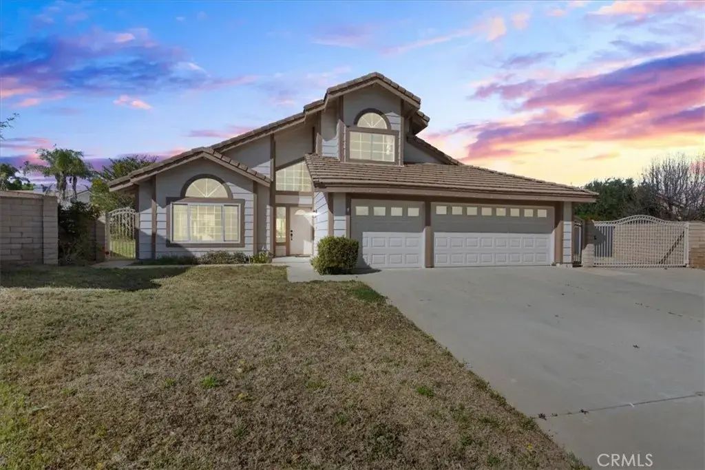 120 Sandpoint, Riverside