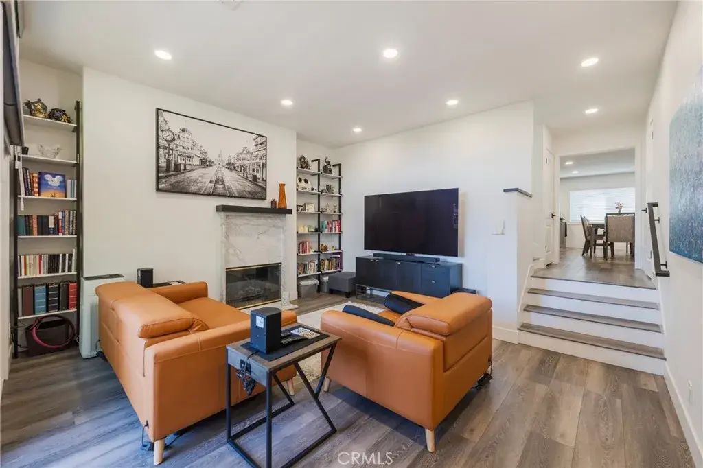 1016 Palo Verde, Long Beach