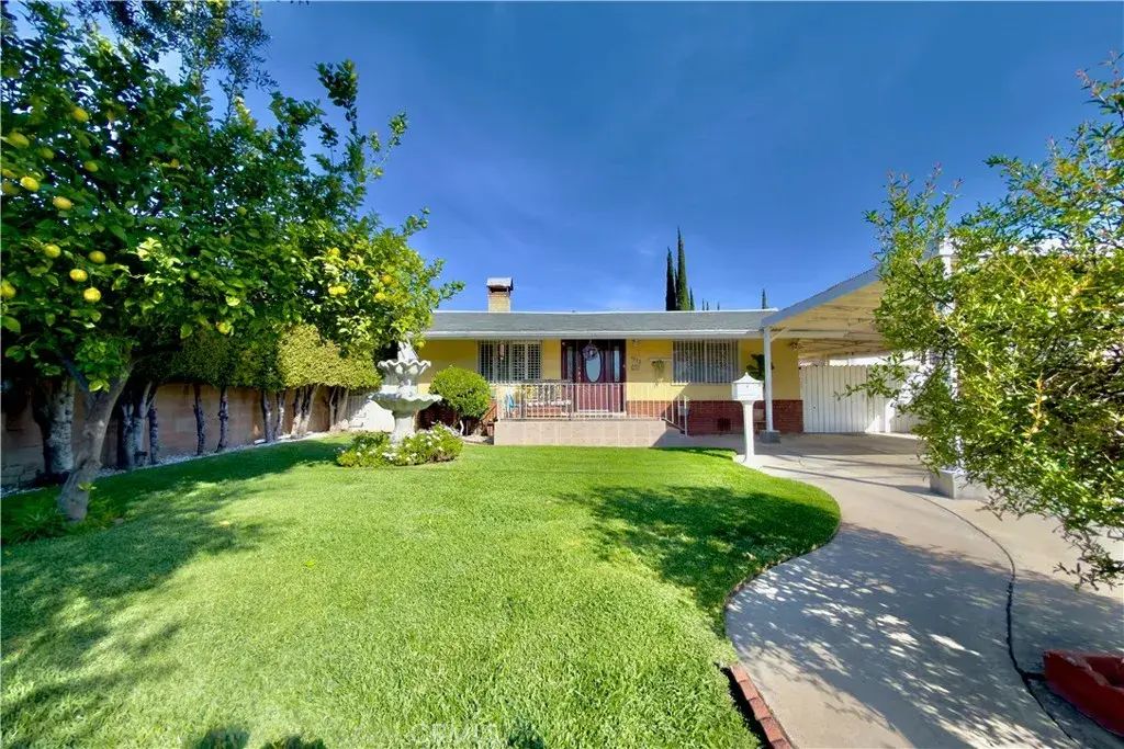6118 Bellingham Avenue, North Hollywood