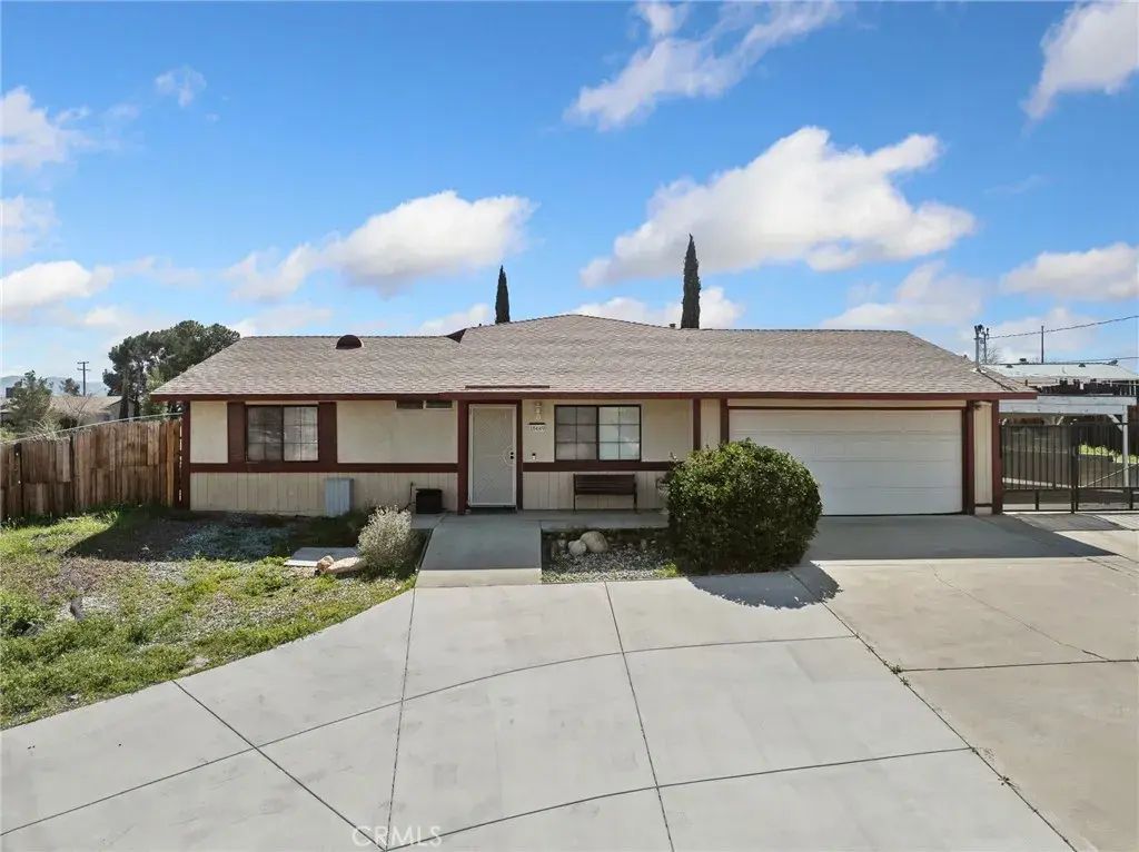 18449 Hackberry, Hesperia
