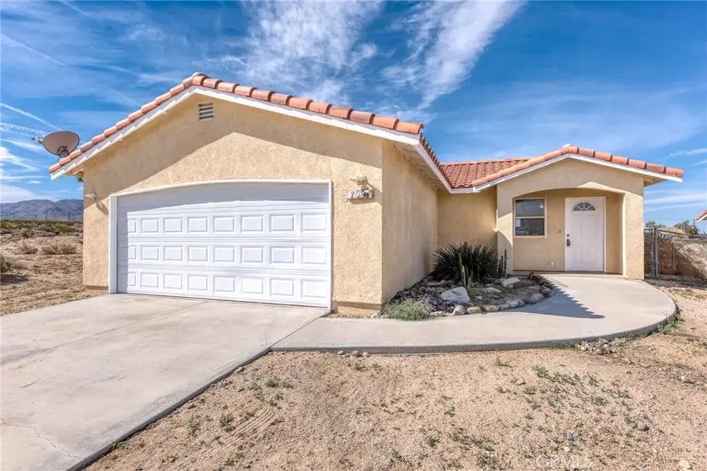 7086 Sheridan, 29 Palms