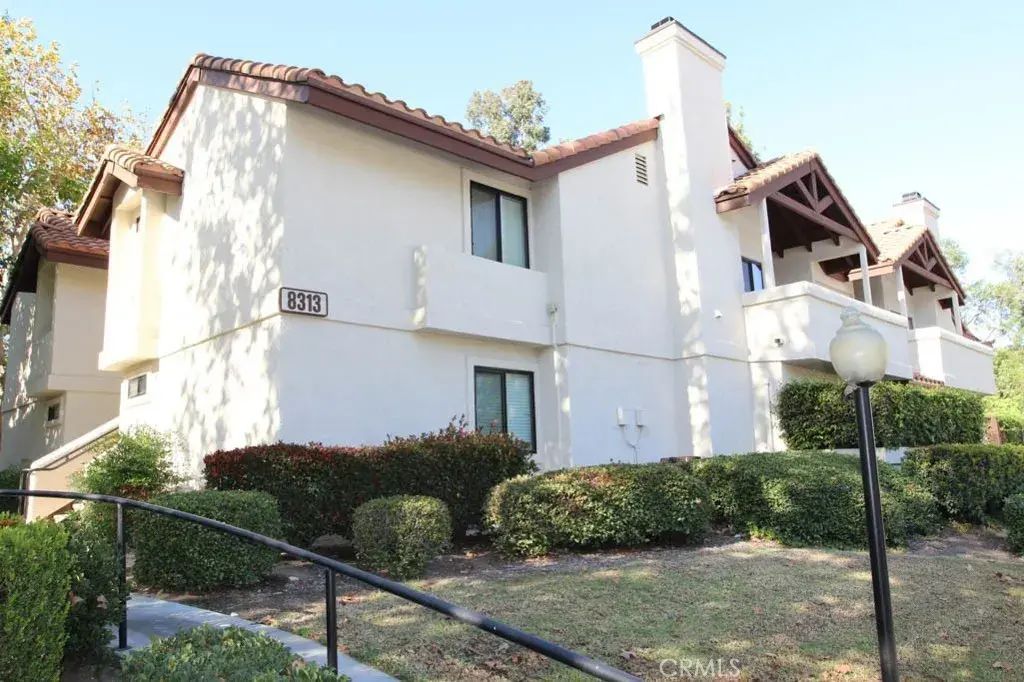 8313 Vineyard Avenue 2, Rancho Cucamonga