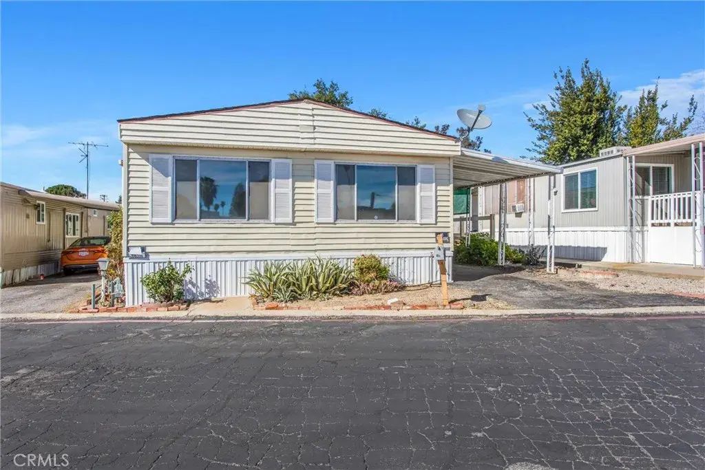35011 Avenue E 71, Yucaipa