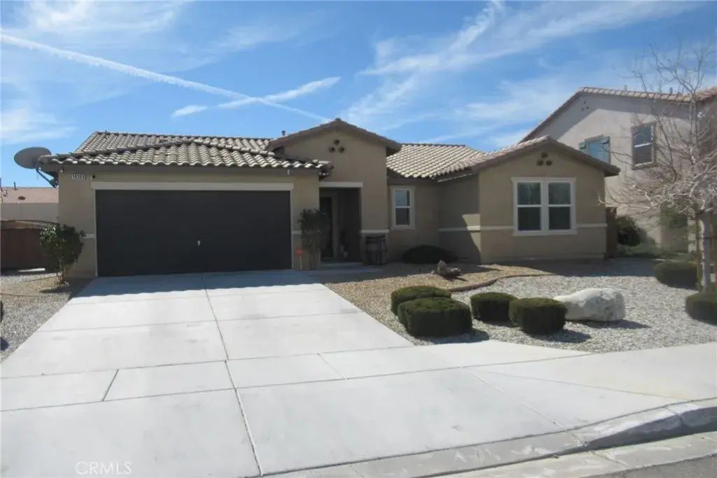 14369 Pioneer Way, Victorville