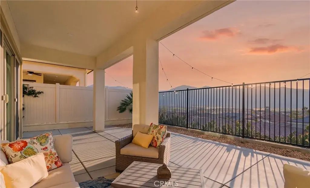 24159 Evesong, Corona