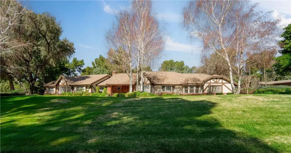15883 Condor Ridge, Canyon Country