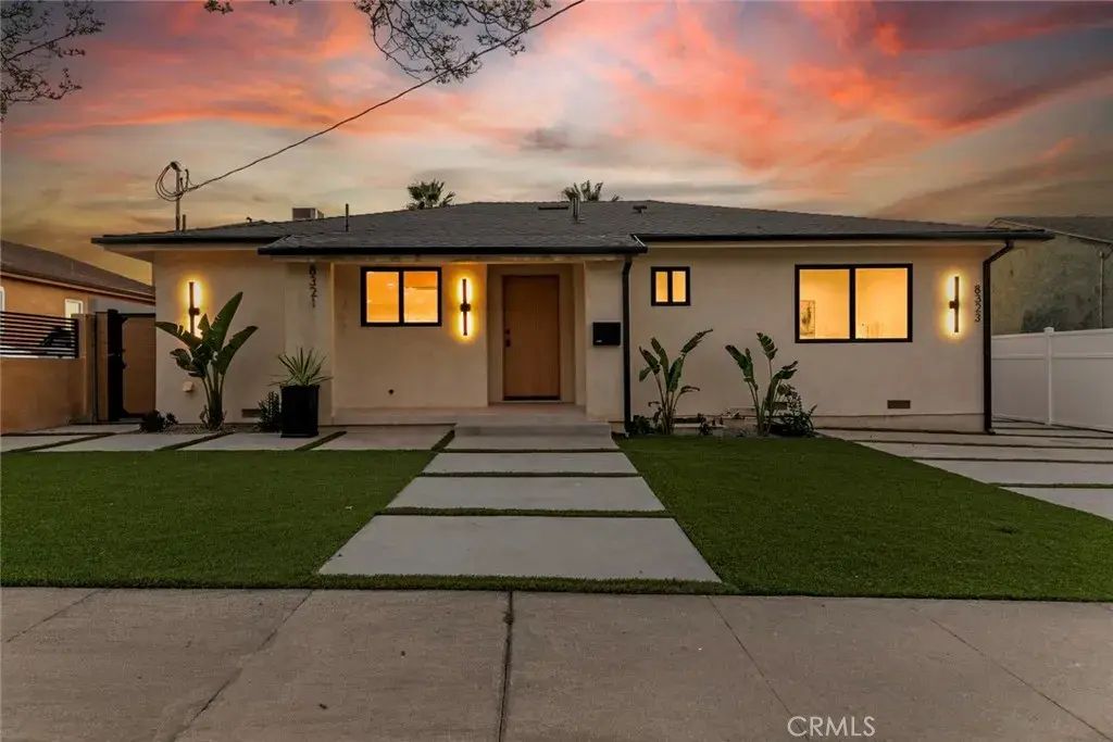 8321 Outland View, Sun Valley