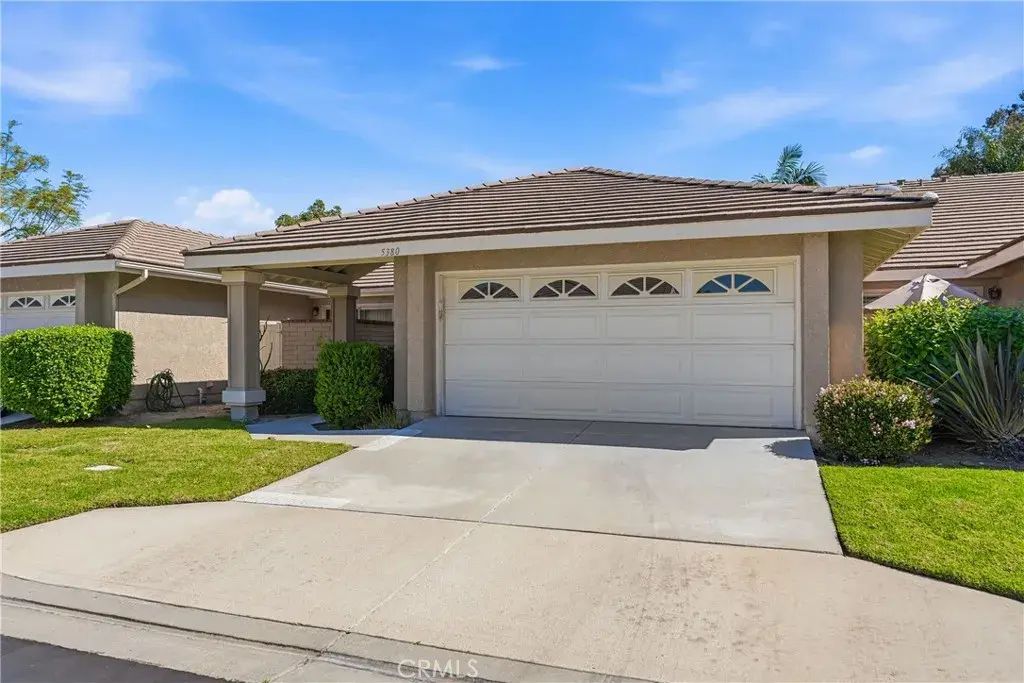 5380 Via De La Zorra, Yorba Linda