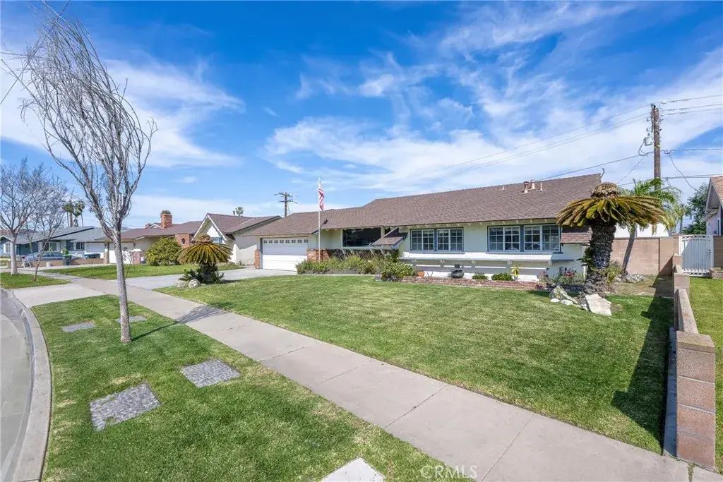 7401 Grandoaks, Stanton