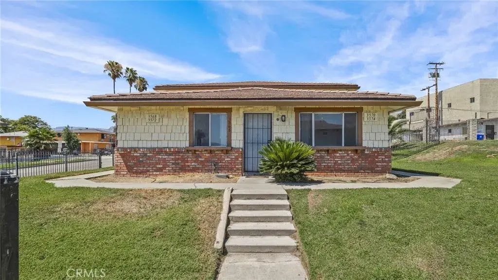 3568 20th Street, Highland