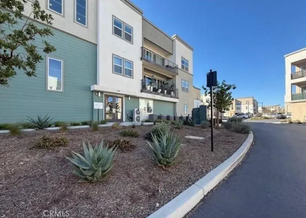 27410 Merlin, Valencia