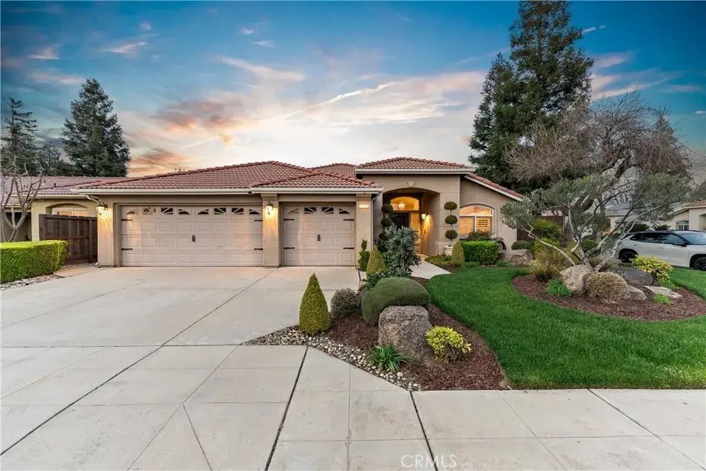 2168 E Powers, Fresno