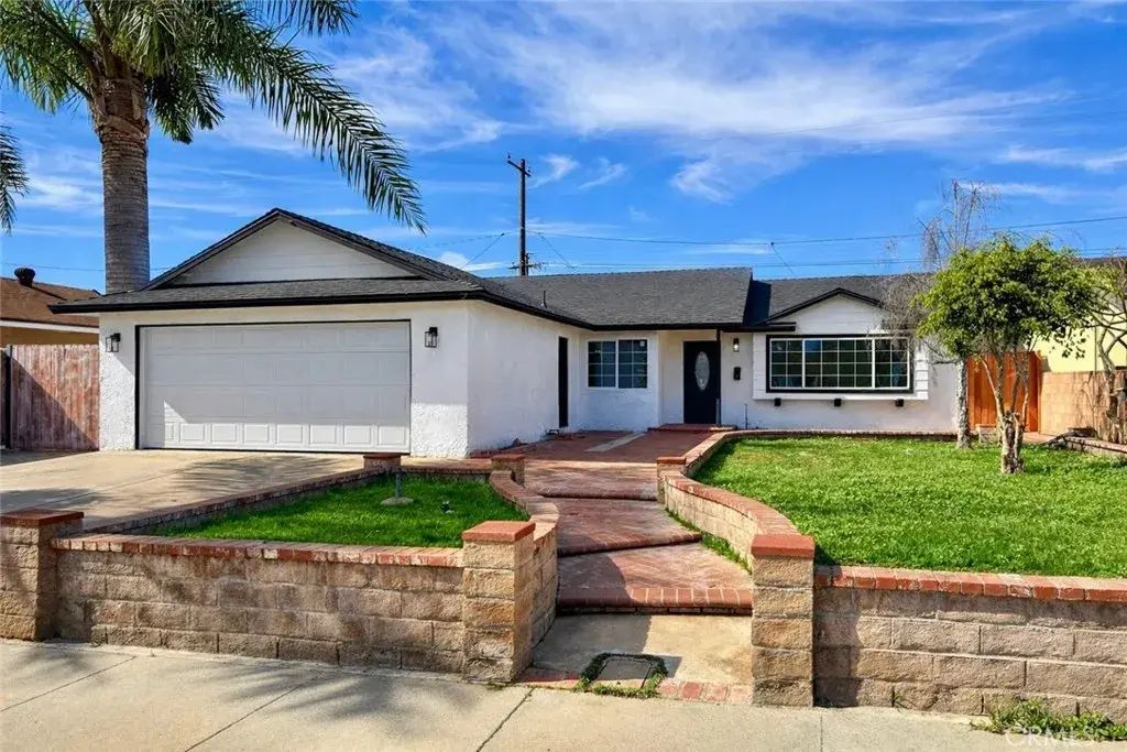 627 Center Lane, Santa Paula